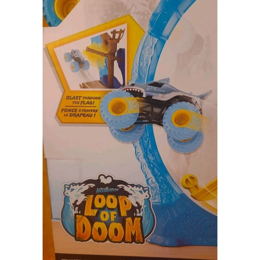 Monster Jam Megalodon Loop of Doom Playset Track With Truck True Metal Sealed